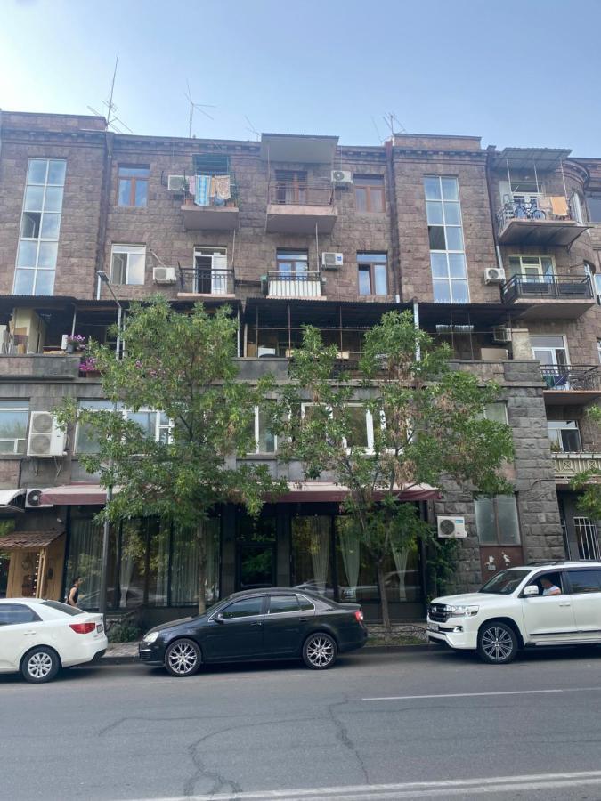 Yerevan City Center Apartment Extérieur photo